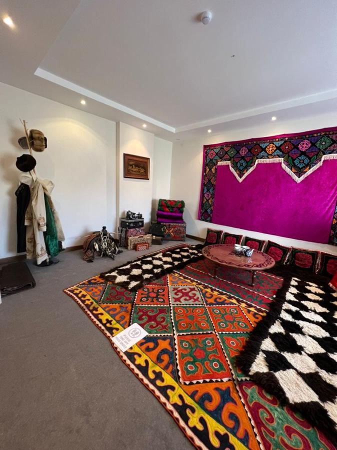 Grand Khan Tengri 4* Naryn Exterior foto